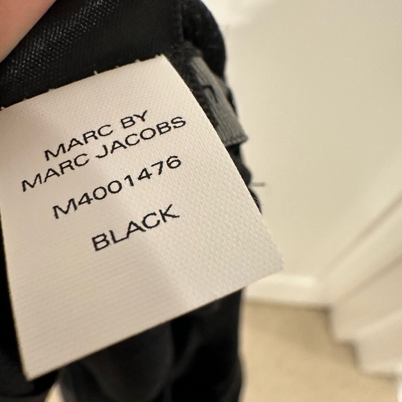 Marc by Marc Jacobs cowl neck black silk top (US S) - Picture 7 of 7